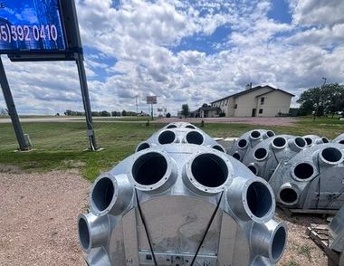 The 45-degree flatback or full round distributor Size 10, 8-Hole